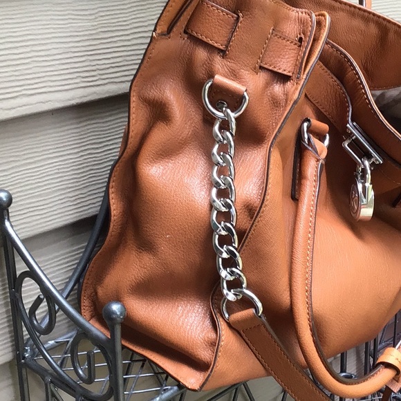 Michael Kors Tote Bag - Picture 5 of 13